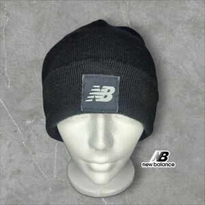 NEW BALANCE Black Beanie